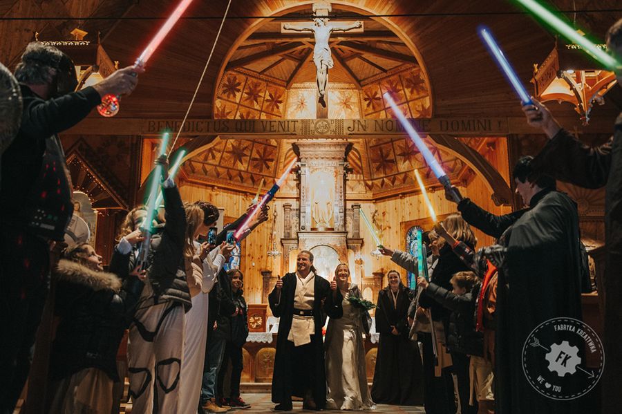 Dawno, dawno temu w odległej galaktyce... odbył się ślub - zdjęcia z ceremonii w klimacie Star Wars 25