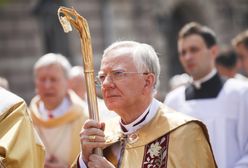 Abp Marek Jędraszewski odprawił mszę. Wcześniej miał kontakt z zakażonym?