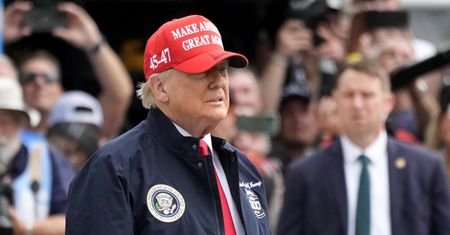 "Zlikwidowany". Trump poinformował o uderzeniu w Syrii