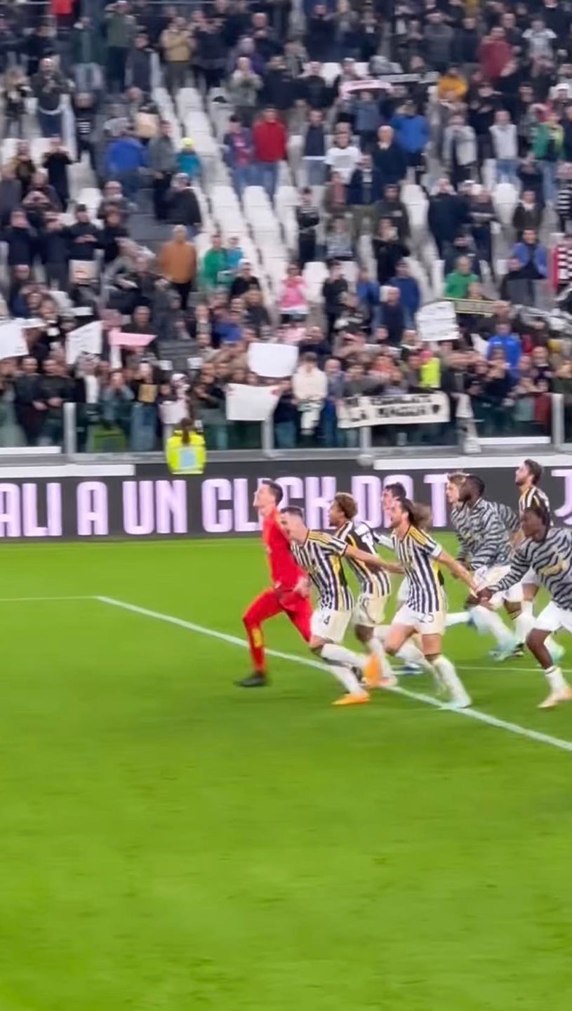 Marina Łuczenko dopinguje Wojciecha Szczęsnego