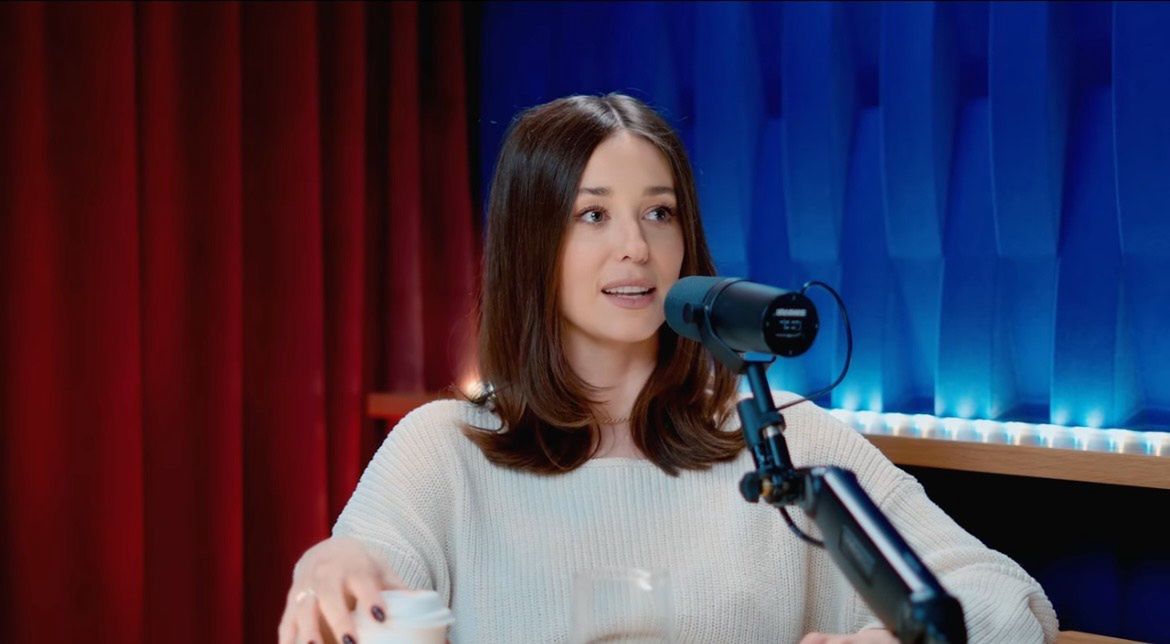 Izabella Krzan podczas rozmowy 