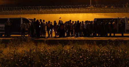 Tłumy koczują w meksykańskim Ciudad Juárez. Ofiary plotki w mediach społecznościowych