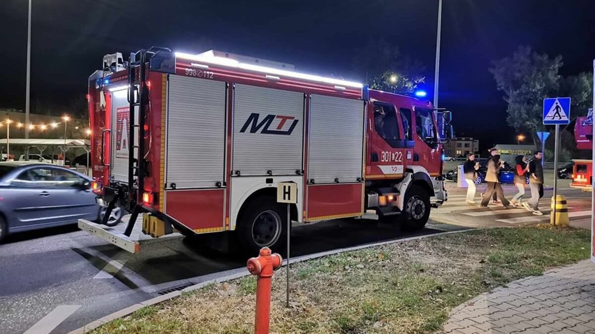 Straż pożarna przy Galerii Mozaika