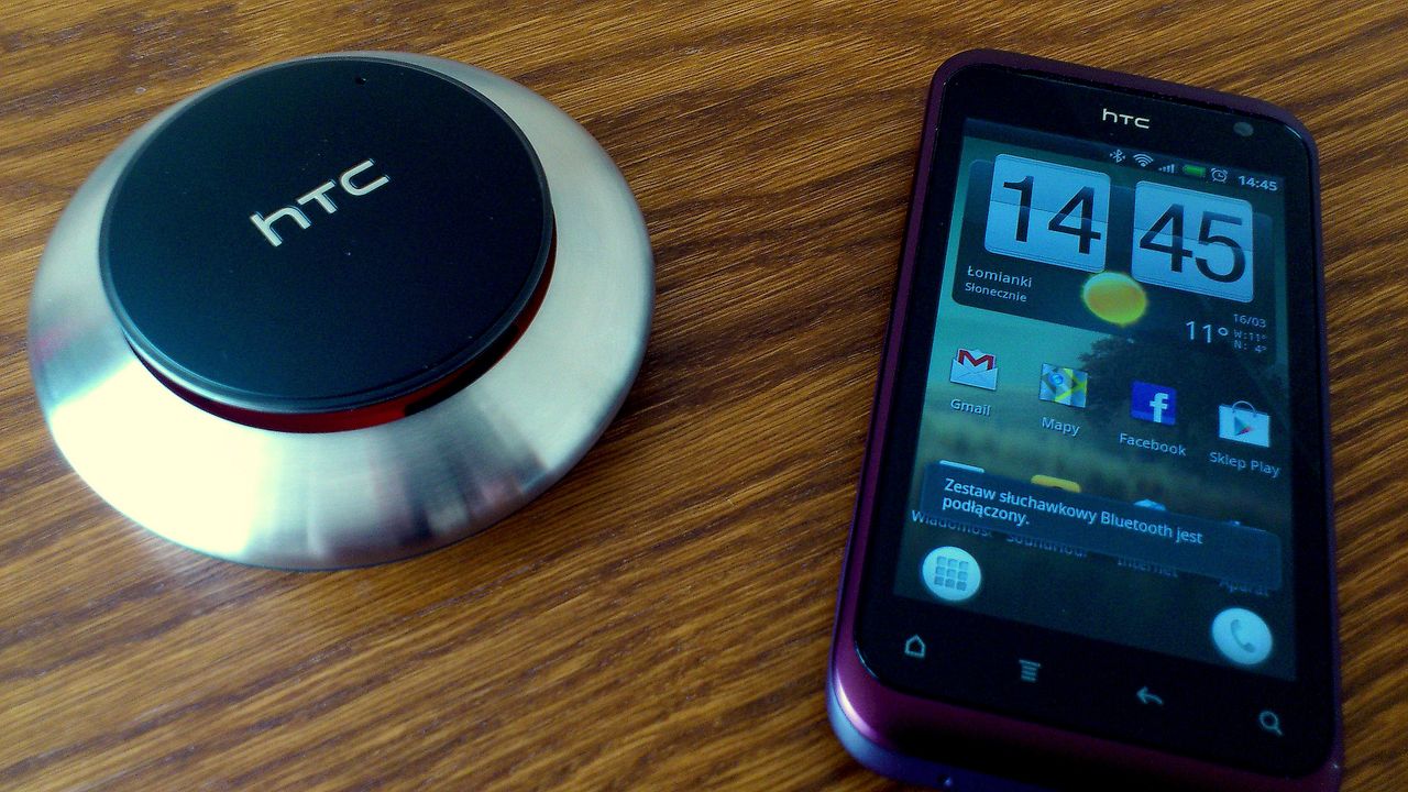 HTC Bluetooth Portable Conference Speaker - drogi, ładny gadżet [krótki test]