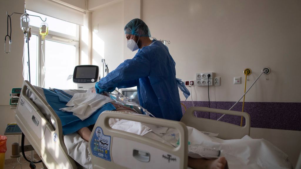 Polacy walczą nie tylko z tridemią. "Zamiast sobie pomóc, możemy jeszcze szybciej trafić do szpitala"