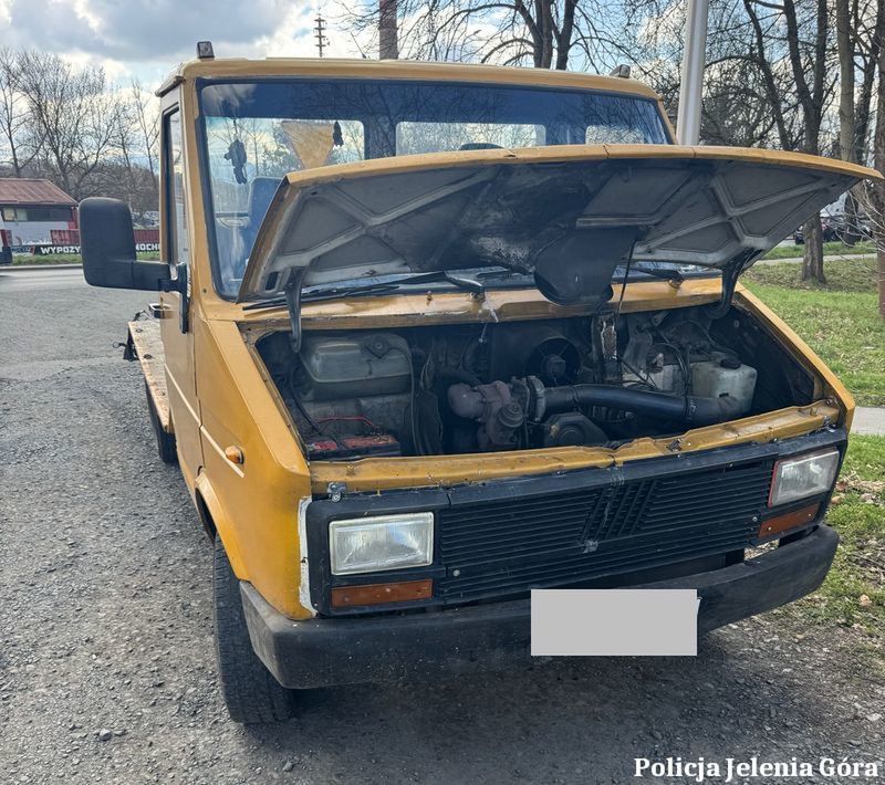 Iveco w fatalnym stanie technicznym. Policjanci przecierali oczy ze zdumienia