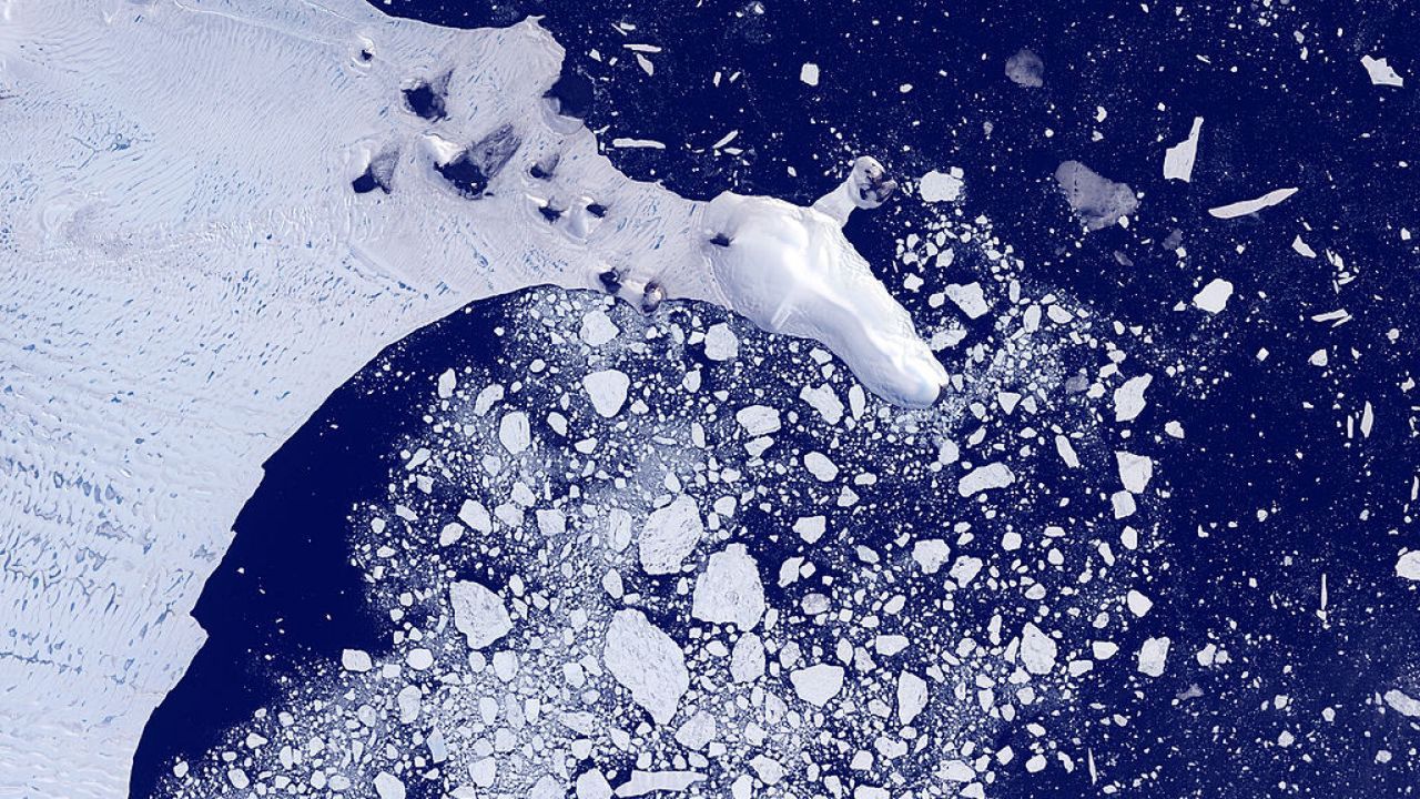 Topniejące lodowce osłabiają antarktyczny prąd oceaniczny