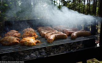Jak zdrowo grillować? Dietetyk o częstym błędzie Polaków