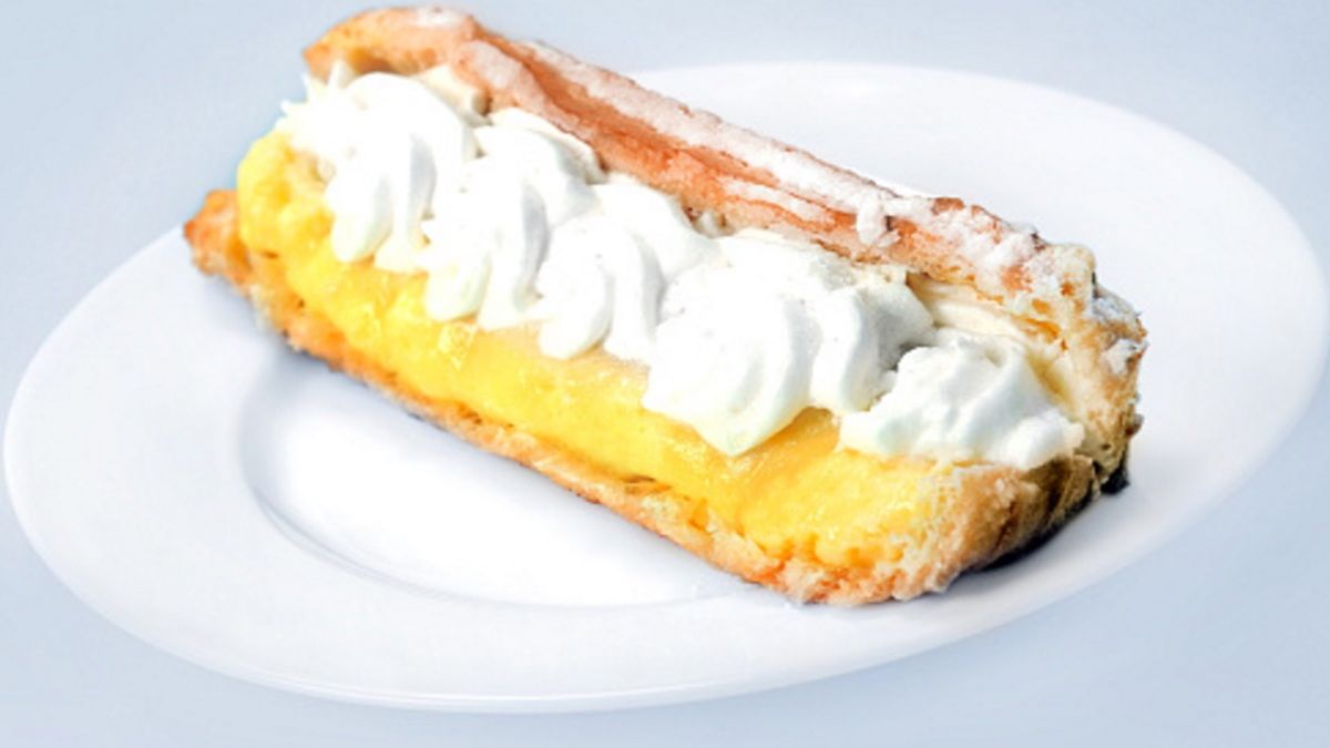 Przepis na eklerki z kremem budyniowym. Wprost rozpływają się w ustach!