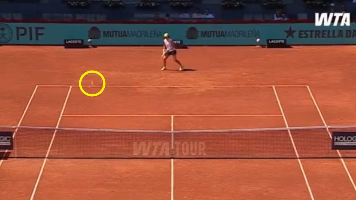 Twitter / x.com/WTA / Na zdjęciu: Iga Świątek w meczu z Coco Gauff w Madrycie