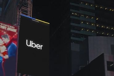 Uber dalej z Omnicom Media