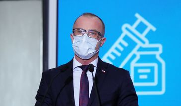 Szczepionka AstraZeneca. Doktor Cessak szczegółowo wyjaśnił wątpliwości