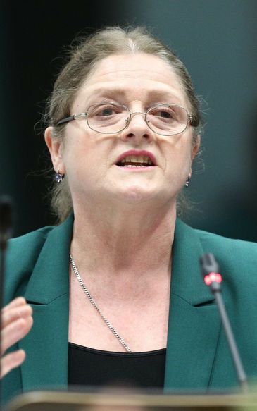 Burza po wpisie Pawłowicz. Politycy PiS zabrali głos