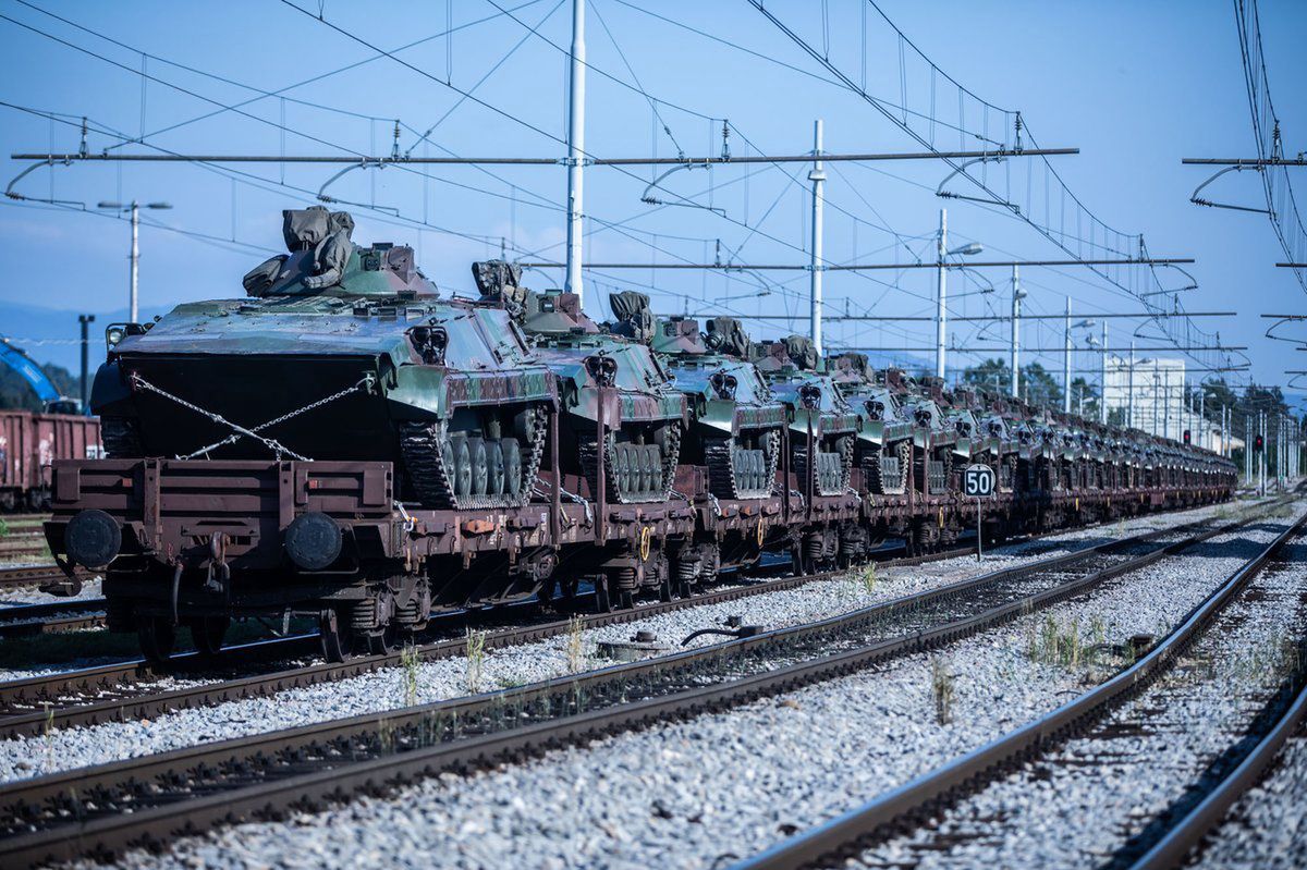Słowenia wspiera Ukrainę. Wysłała 35 wozów M–80A