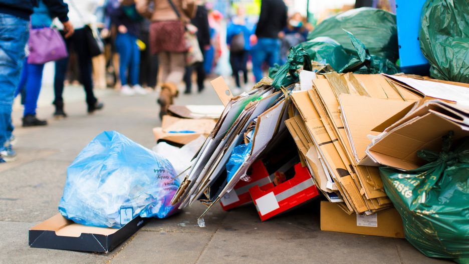 Pięć tysięcy złotych mandatu za śmiecenie. Idą dotkliwe zmiany w prawie 