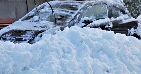Dokładnie odśnież auto! Za to możesz słono zapłacić