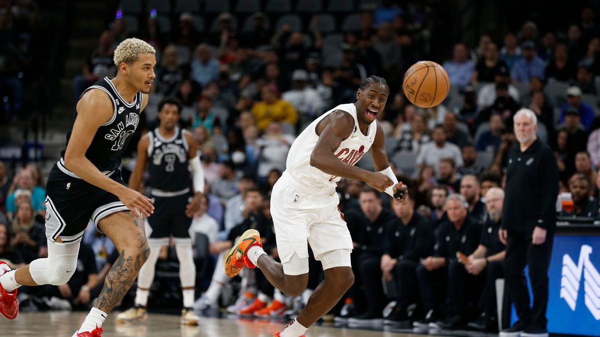 Getty Images / Ronald Cortes / Na zdjęciu: Jeremy Sochan (po lewej)