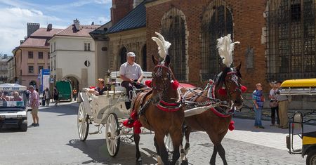 Turyści będą zawiedzeni. Symbol Krakowa znika z Rynku Głównego