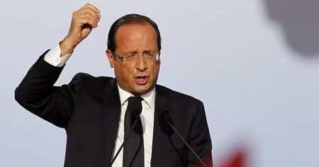 Hollande i Sarkozy głosowali już w wyborach