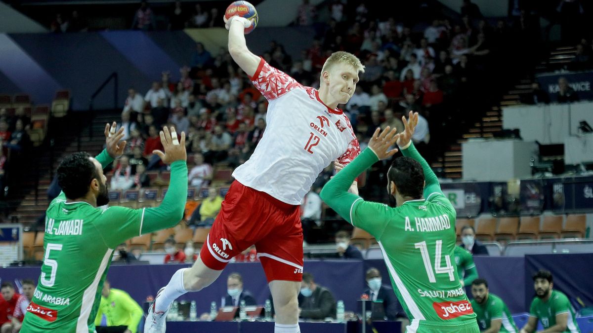 PAP / Zbigniew Meissner / Na zdjęciu: Ariel Pietrasik w meczu z Arabią Saudyjską