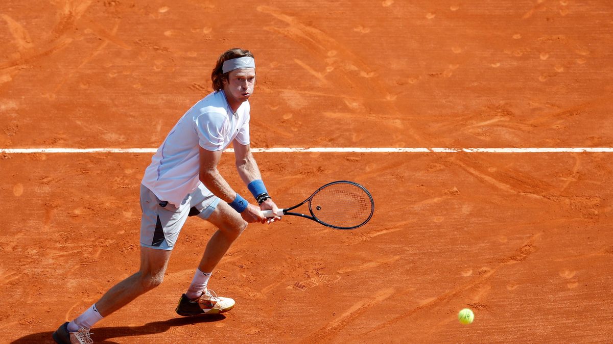 PAP/EPA / Sebastien Nogier / Na zdjęciu: Andriej Rublow