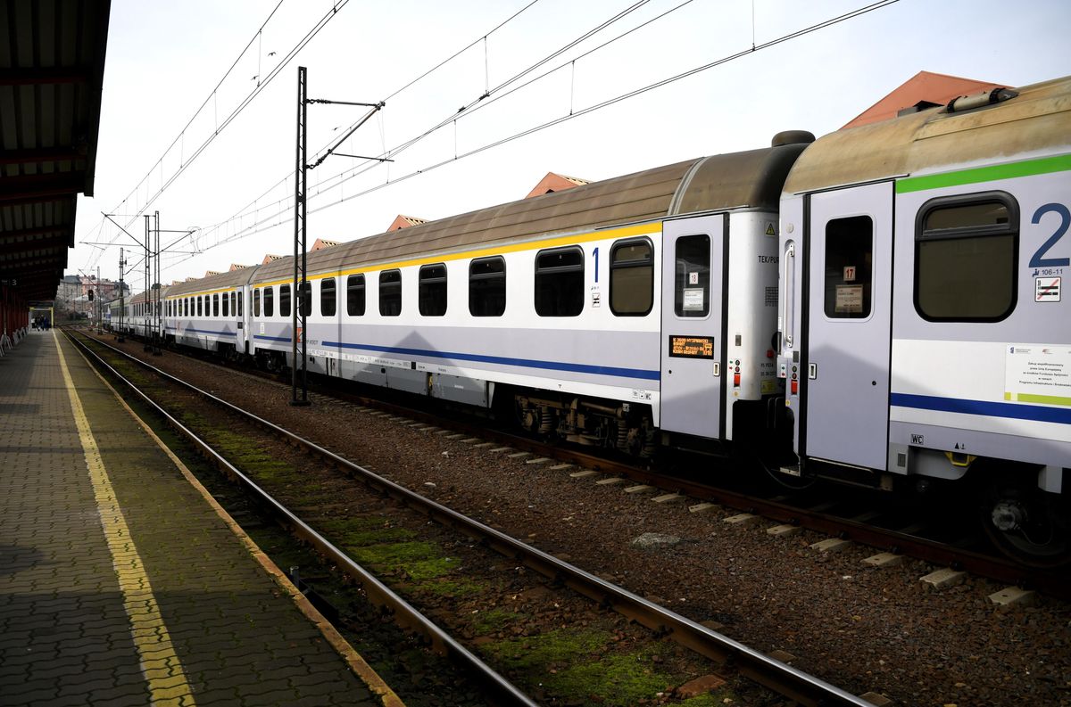 Sanepid szuka pasażerów pociągu PKP. Jest apel (zdjęcie ilustracyjne) 