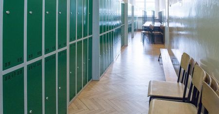 Powrót do szkoły. Koronawirus w krakowskim liceum. 9 nauczycieli na kwarantannie