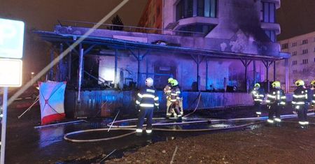 Dramat o świcie w Czechach. Sześć osób nie żyje