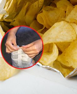 Jak sprytnie zamknąć paczkę chipsów? Dzięki temu prostemu trikowi pozostaną chrupiące