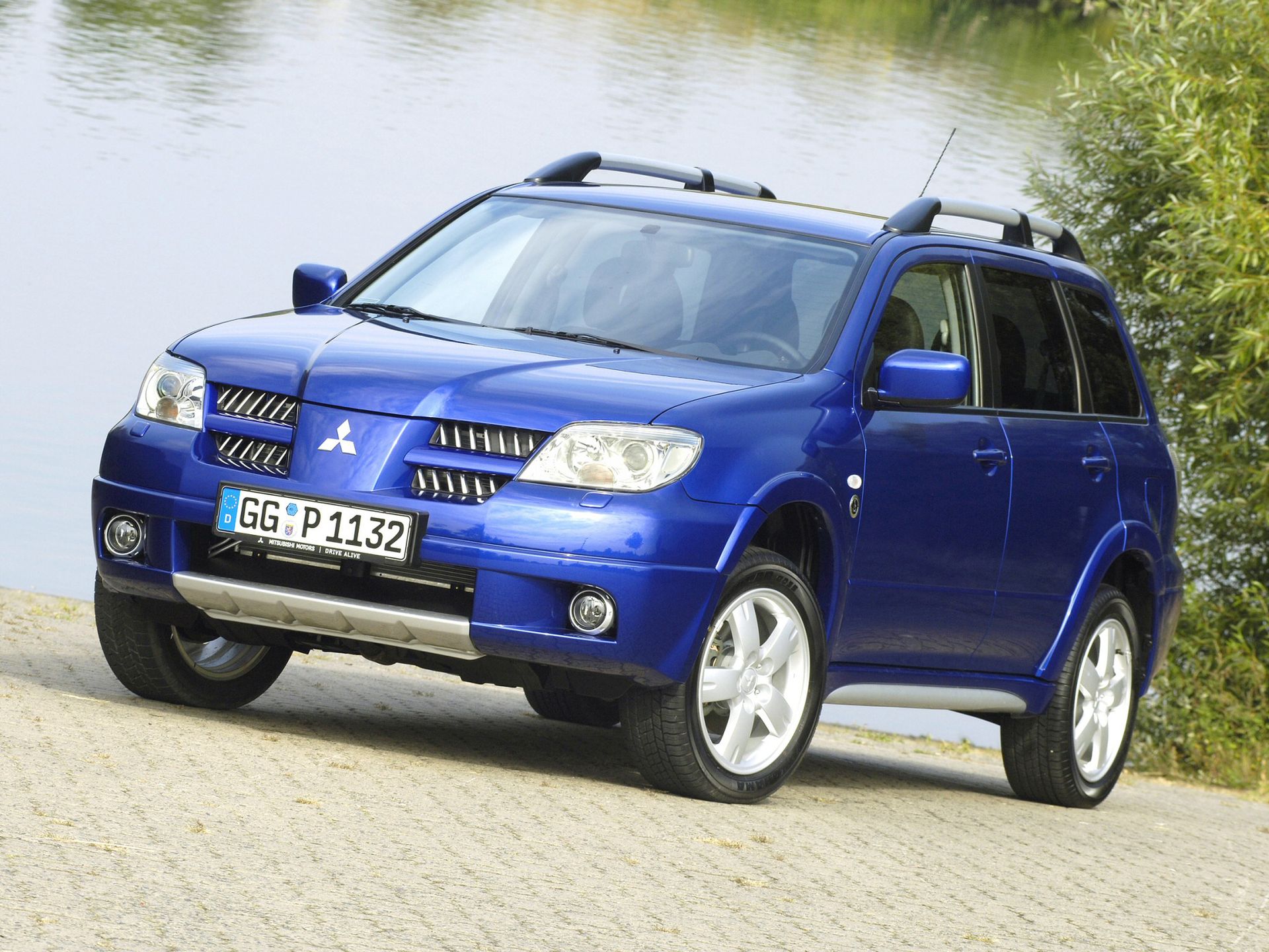 Mitsubishi Outlander 6