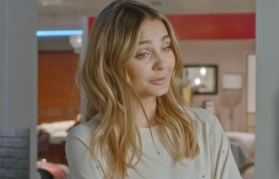 Rodzinne rytuały z Małgorzatą Sochą w kampanii sklepów Agata (wideo)