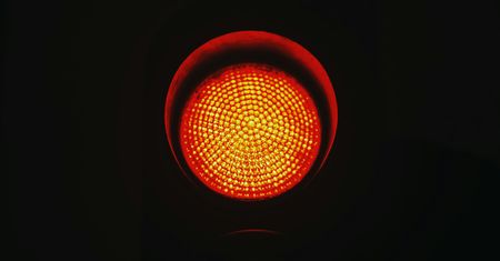 Systemy już działają. Nie umknie im żaden przejazd na czerwonym świetle
