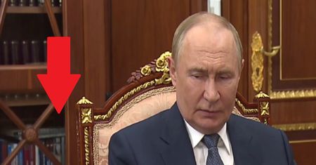 Zdradziły go książki. Ujawnili prawdę o spotkaniach Putina