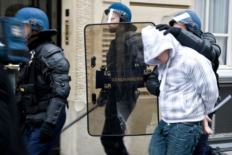 Protest policjantów we Francji. Domagają się lepszych warunków pracy