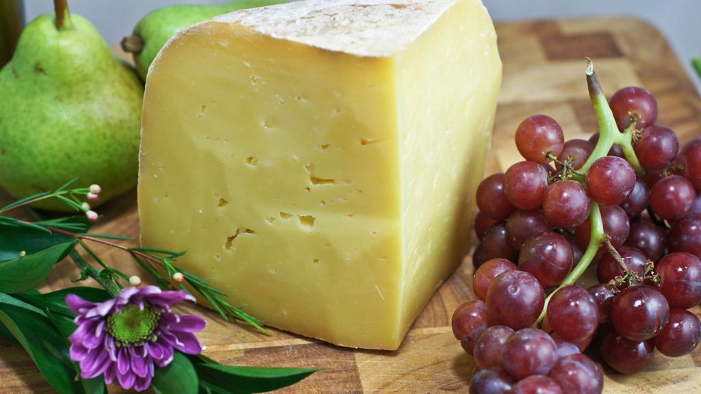 Wyrób seropodobny cheddar o obniżonej zawartości tłuszczu