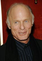''Pain and Gain'': Ed Harris w półświatku Michaela Baya