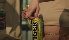 Obecność marki Tiger w teledysku Young Leosi to majstersztyk
