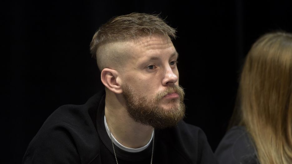Sebastian Fabijański zagrał w filmie "Inni Ludzie"