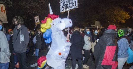 Jednorożcu, ratuj! (Opinia)
