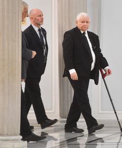 Ustawa dla Kaczyńskiego. Nie będzie musiał płacić Sikorskiemu