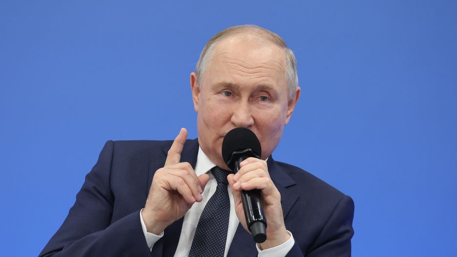 Russian President Vladimir Putin attends the Talking of What Matters open lesson, as part of the Russia - Land of Opportunities platform projects, at the Senezh Management Lab in Solnechnogorsk, Moscow region, Russia, 01 September 2023. EPA/MIKHAEL KLIMENTYEV/SPUTNIK/KREMLIN POOL MANDATORY CREDIT Dostawca: PAP/EPA.