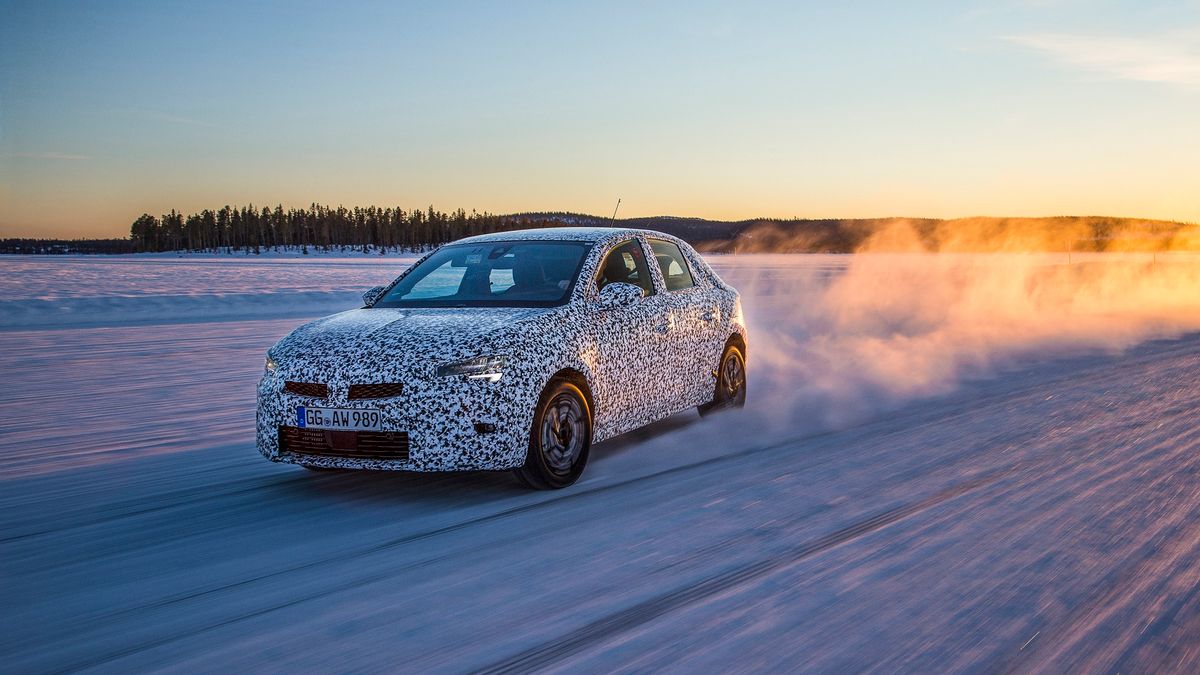 Nowy Opel Corsa testowany tuż przed premierą.
