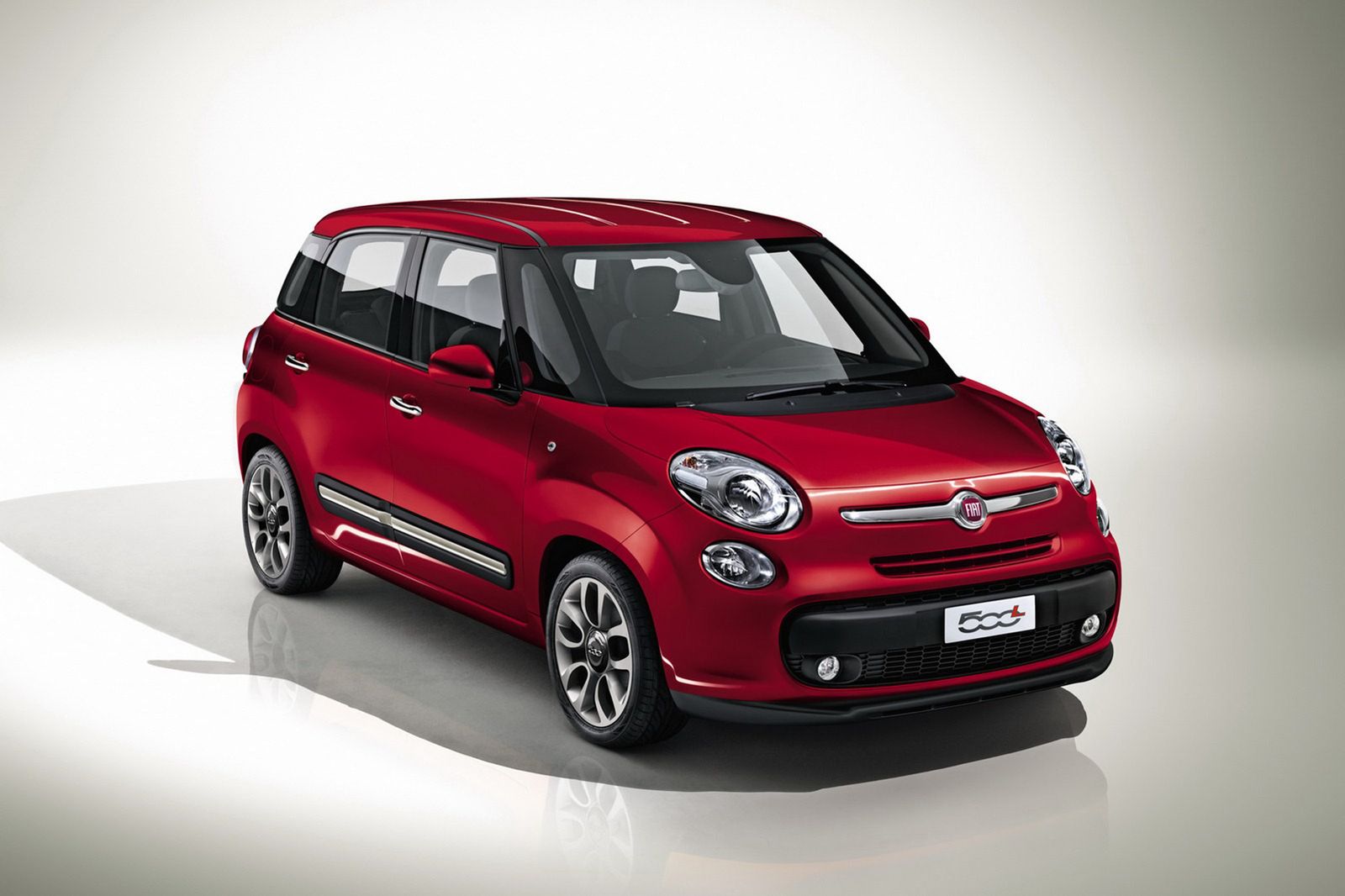Fiat 500L - obszerna galeria zdjęć 11