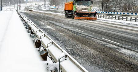 Zima na drogach. Sprawdź, gdzie jest najgorzej
