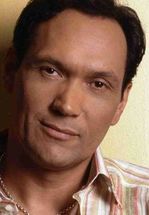 "Synowie Anarchii": Jimmy Smits nowym wrogiem