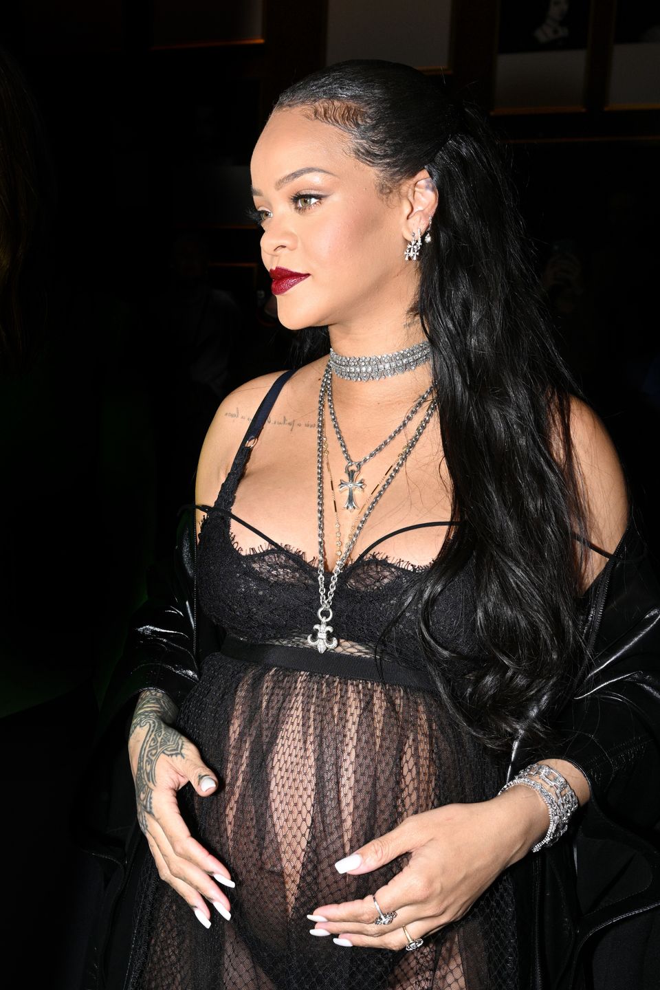 Rihanna w oryginalnej kreacji na pokazie Diora