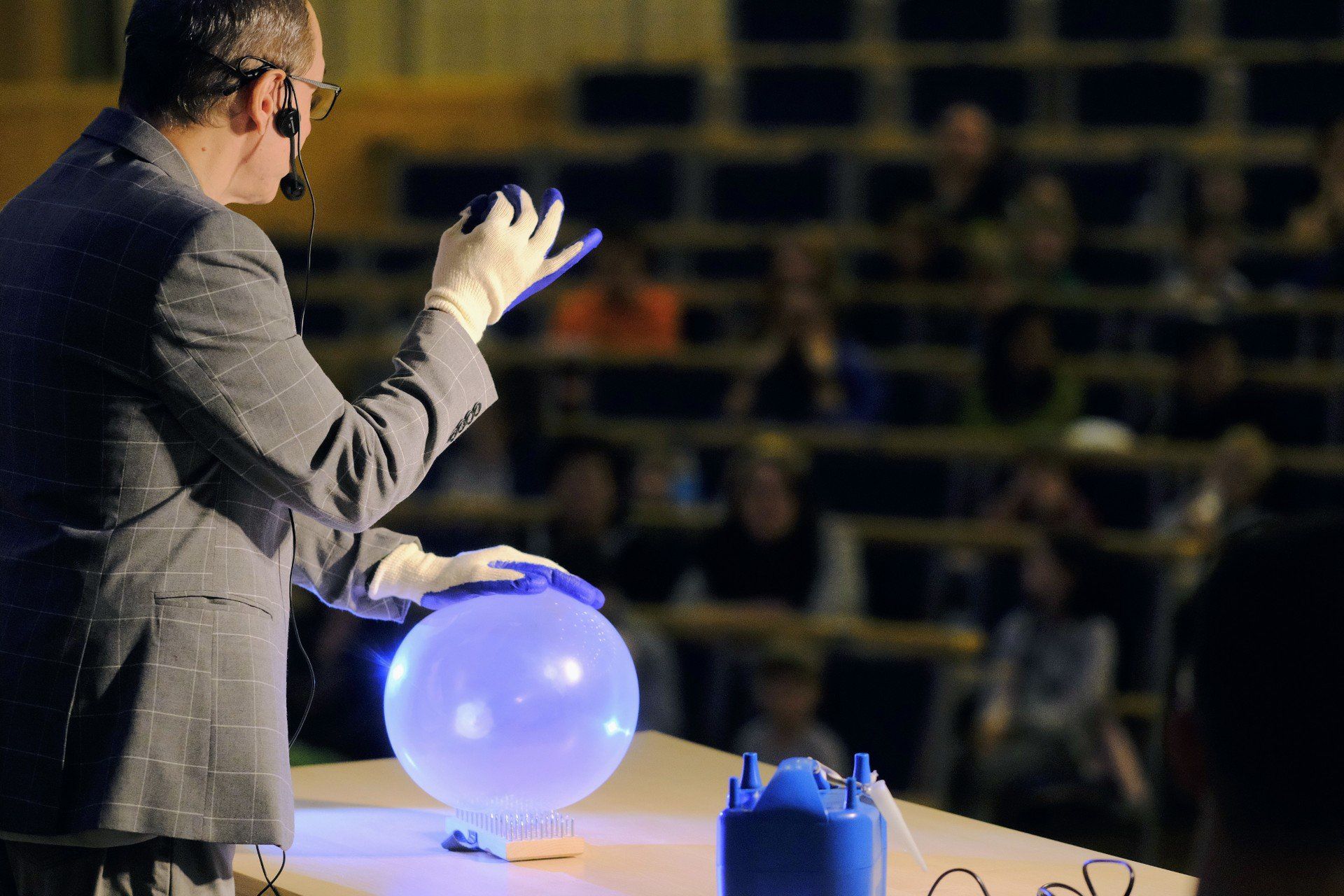 Noc Naukowców w Poznaniu. Zobacz najciekawsze wydarzenia!