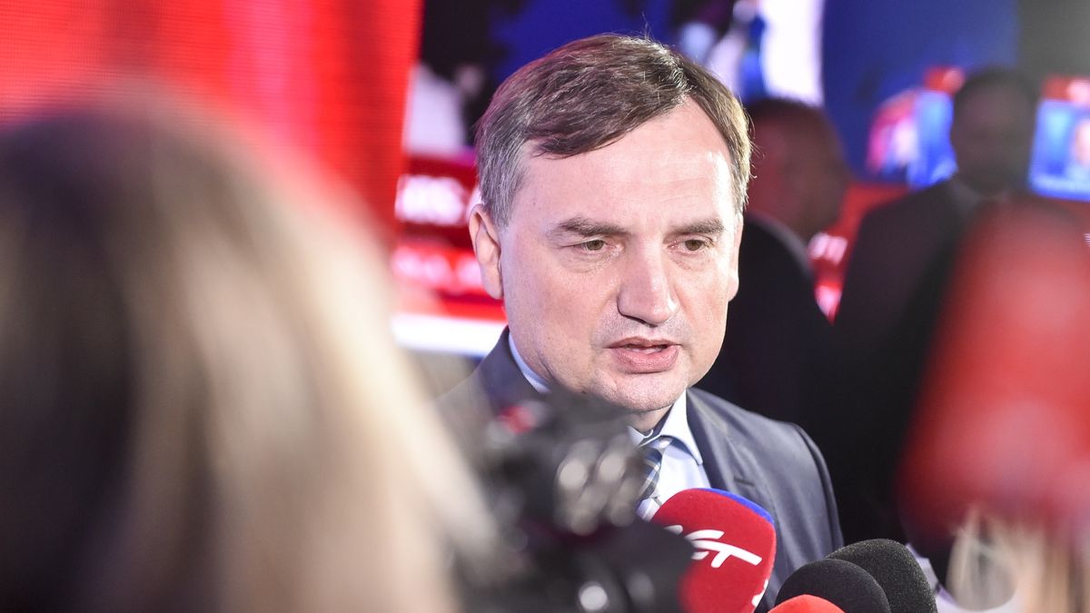 Zbigniew Ziobro uważa, że "Bodnar próbuje zdobyć kontrolę nad Sądem Okręgowym w Warszawie"