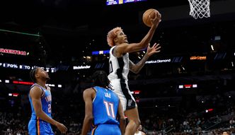 NBA. Sochan gwiazdą Spurs. Start ligi coraz bliżej