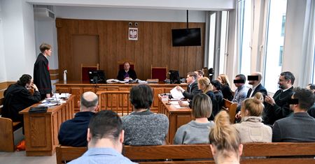 Sprawa celebrytów. Znane nazwiska przed sądem. Grożą im ogromne kary